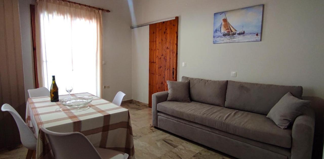 Artaki Beach Comfy Apartment Koróni Exteriör bild