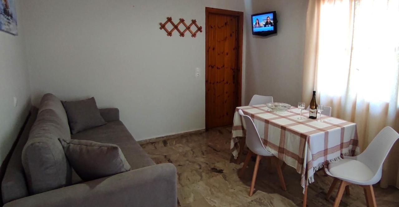 Artaki Beach Comfy Apartment Koróni Exteriör bild