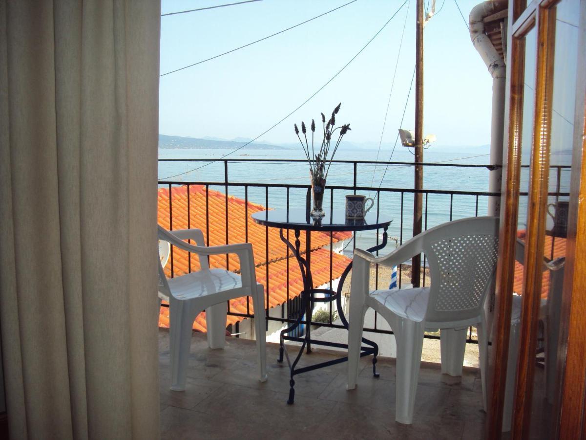 Artaki Beach Comfy Apartment Koróni Exteriör bild